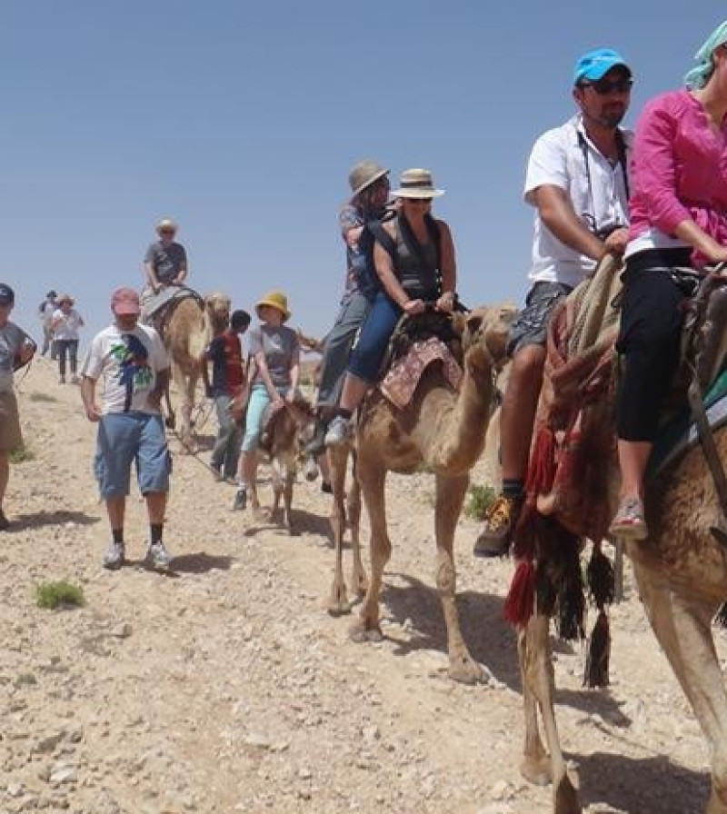 יאהלה קאמפ: חאן באזור עבדה